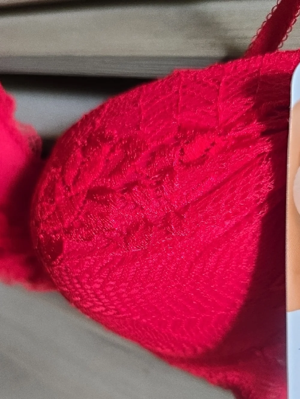 Rene Rofe Red Lace Push-Up Bra . - Picture 3 of 11